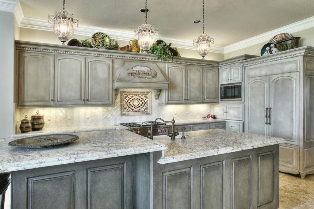 Distressed Kitchen Cabinets Tips To Achieve This Antiquing Effect   Distressed Kitchen Cabinets 1024x682 